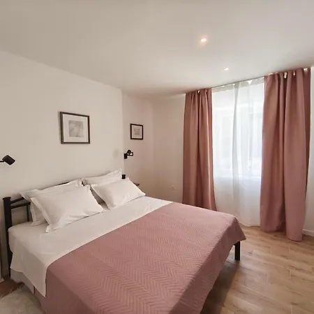 Apartament Stone Pearl