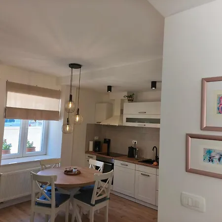 Stone Pearl Apartament *